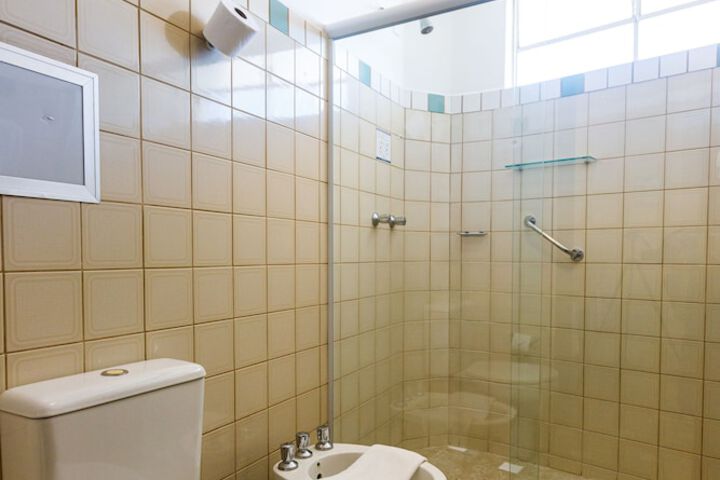 Clean Restrooms