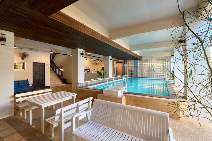 Pool 49 of 58