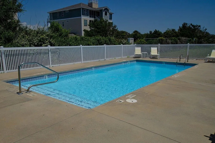 Pool 15 of 22