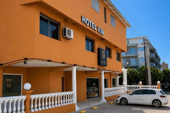 KIN Hotel