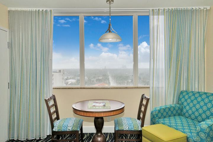 Room 25 of 51