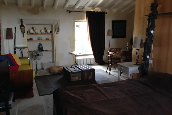 Room 3 of 16