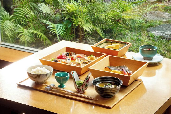 Breakfast/Coffee Service 136 of 183