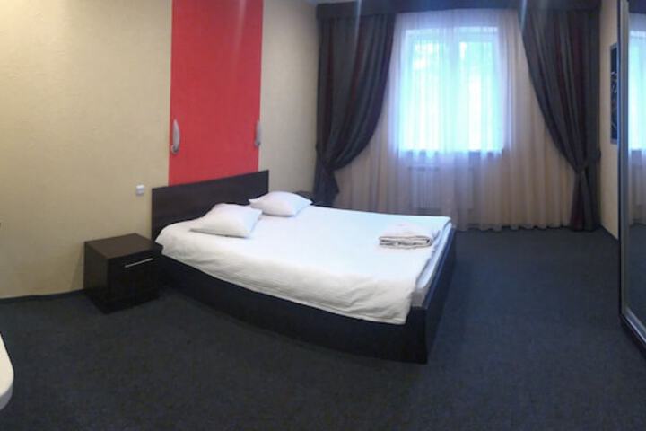 Room 13 of 78