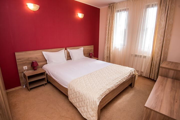 Room 15 of 64