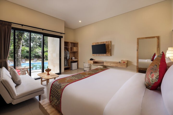 Room 10 of 49