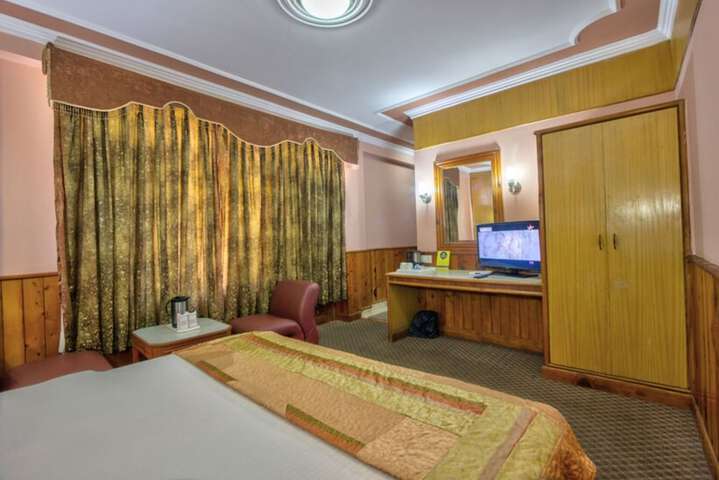 Room 27 of 49