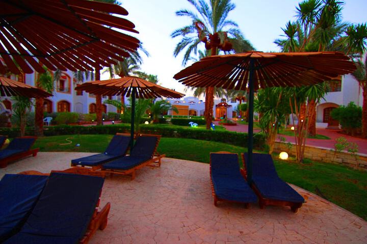 Pool Hotel