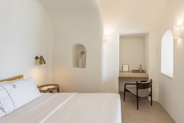 Room 5 of 63