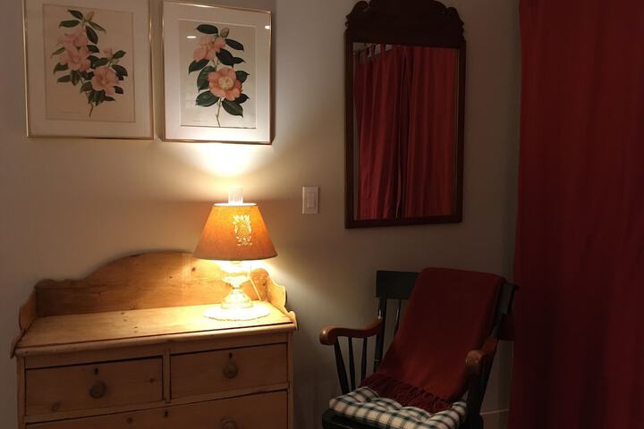Room 73 of 148