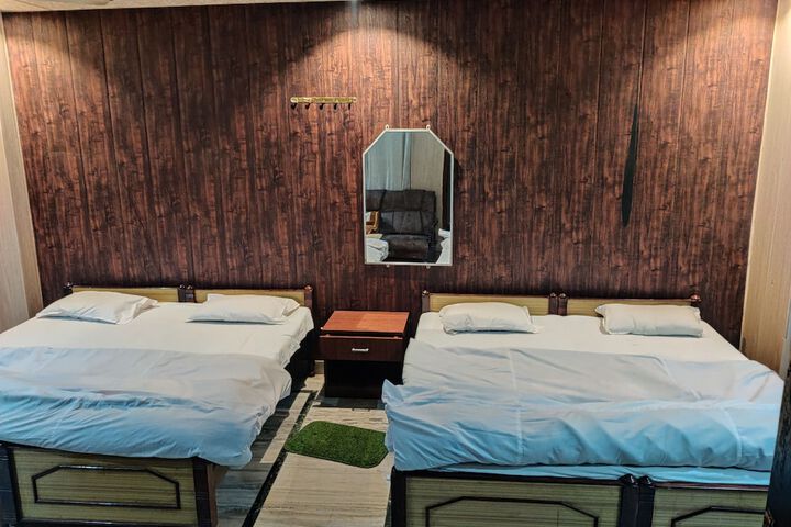 Room 21 of 30