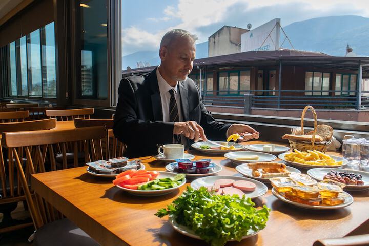 Dining 18 of 26