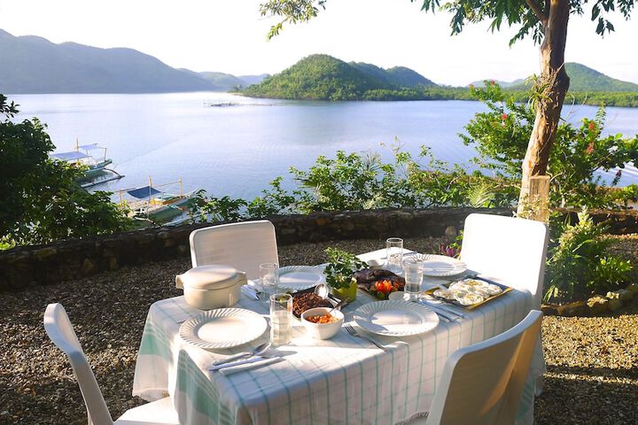 Breakfast/Coffee Service 96 of 131