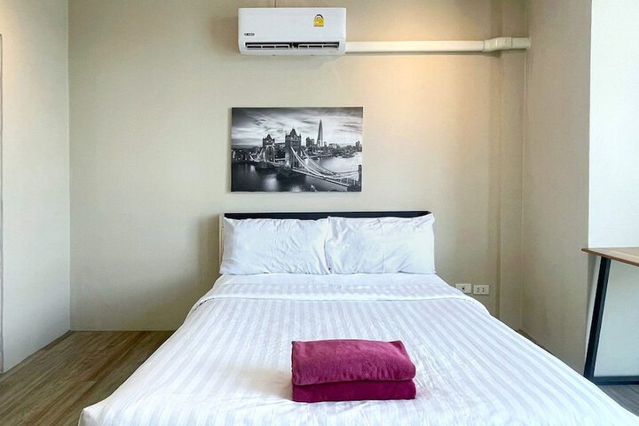 Room 9 of 31