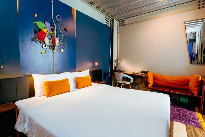Room 45 of 91