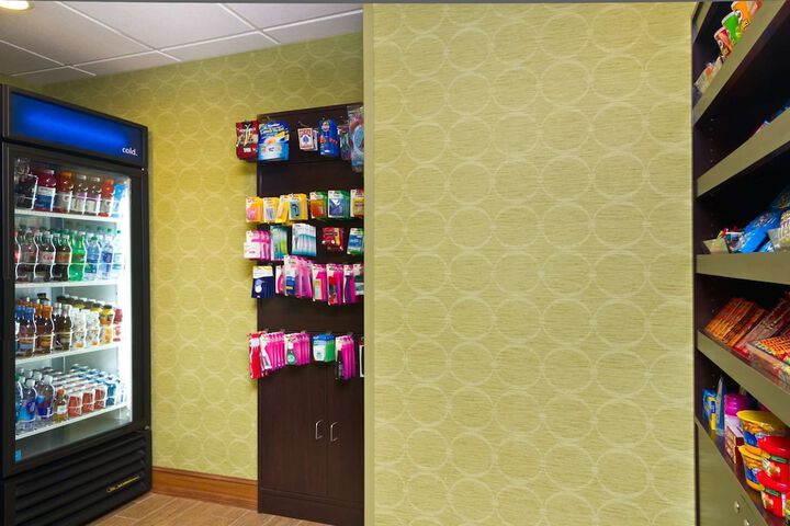 Snack bar