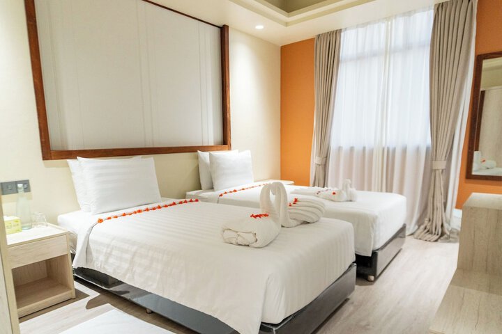 Room 15 of 31