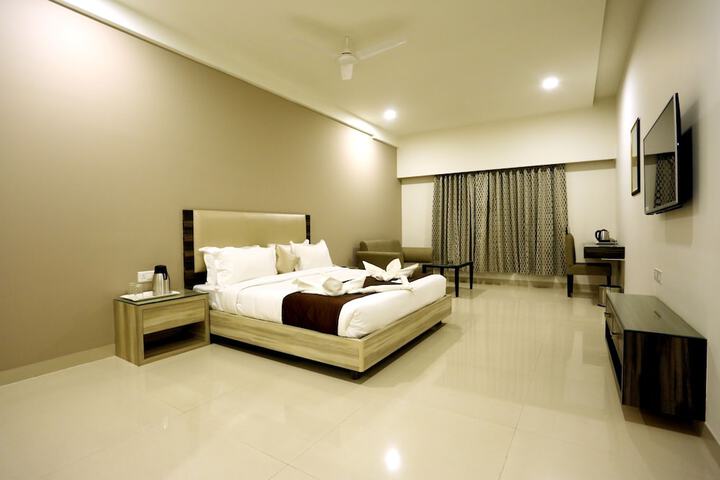 Room 4 of 21