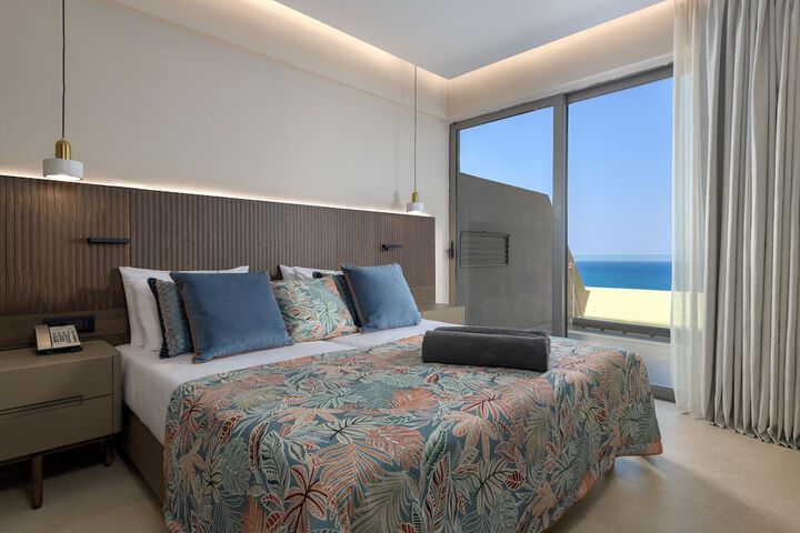Room 49 of 295