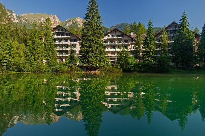 Hotel Lago di Braies