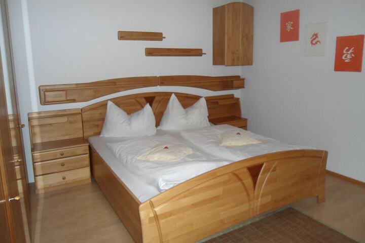 Room 16 of 23