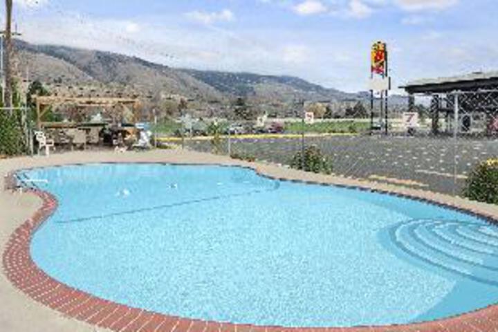 Pool image of Super 8 by Wyndham Kamloops East