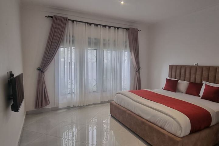 Room 7 of 72
