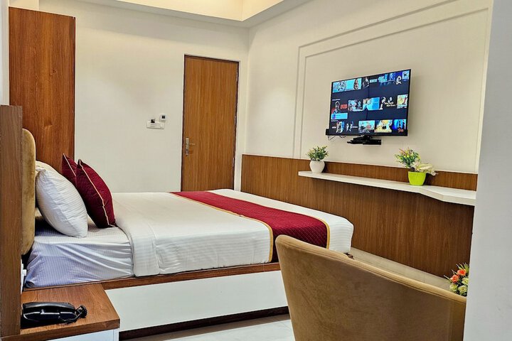Room 15 of 21