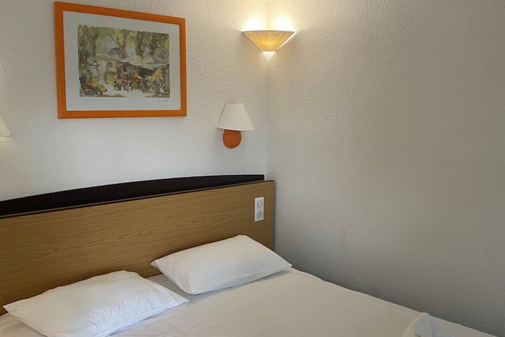 Room 27 of 55