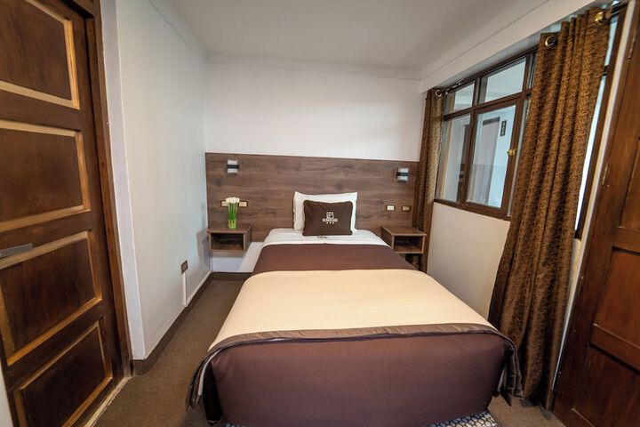 Room 13 of 29
