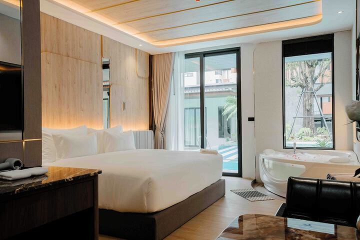 Room 95 of 216