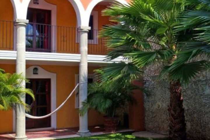 Pools & Facilities