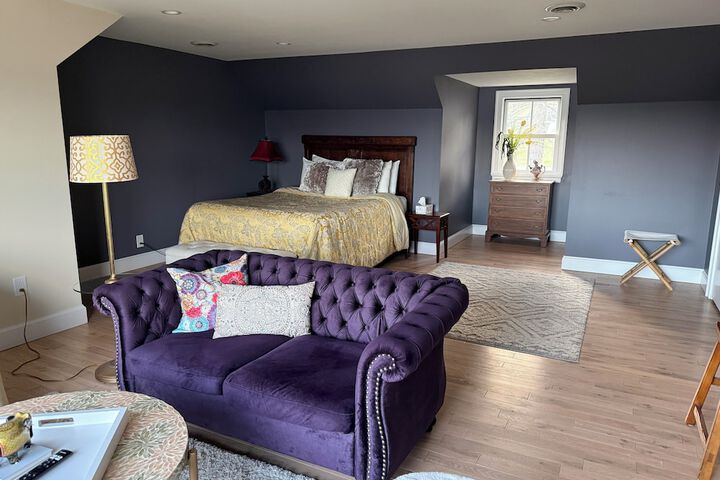 Room 4 of 54