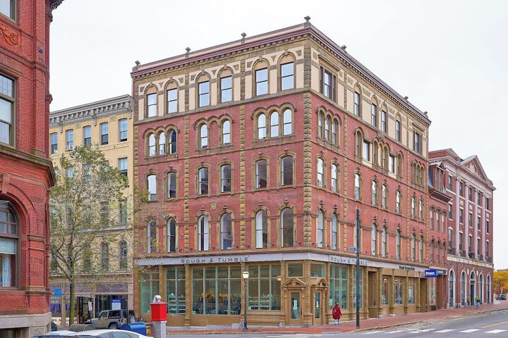 Photo of The Docents Collection at 178 Middle Street