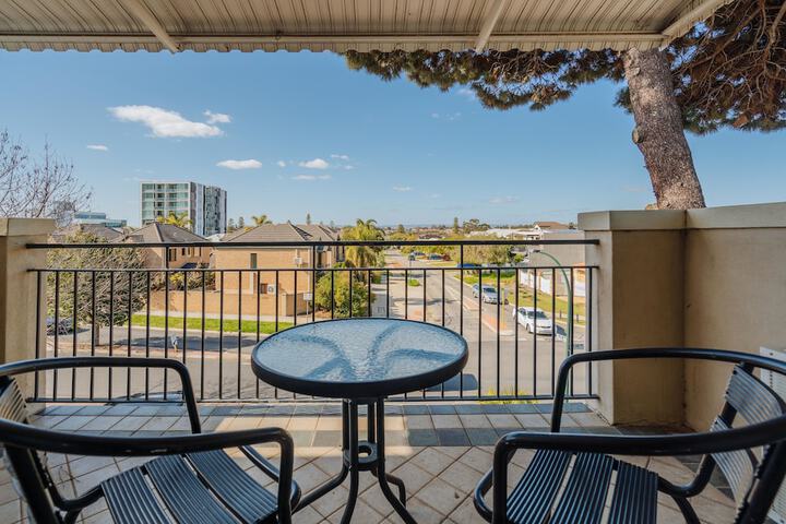 Terrace/Patio 20 of 37