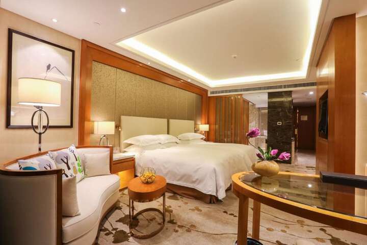 Room 12 of 45