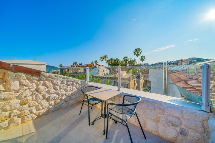 Terrace/Patio 37 of 70
