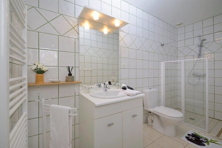 Bath Interior