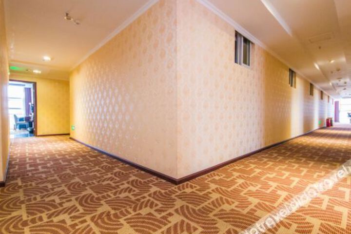 Hotel Interior 11 of 20