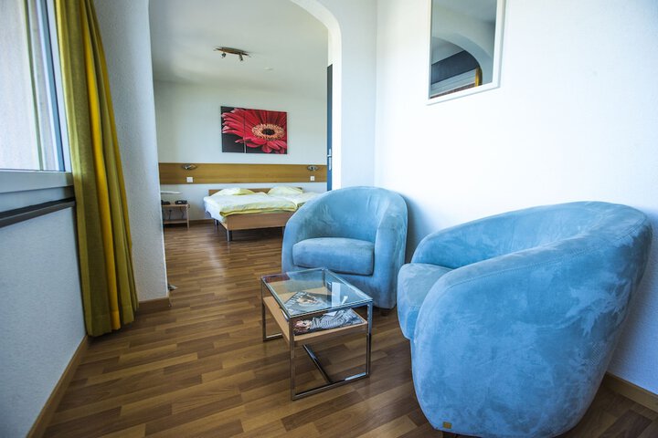 Room 2 of 13