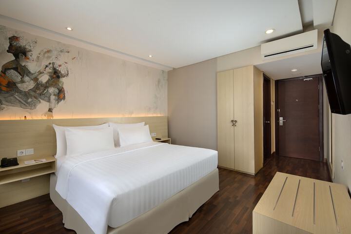 Room 14 of 43