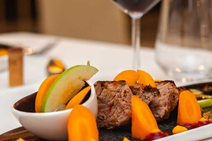 Dining 46 of 71