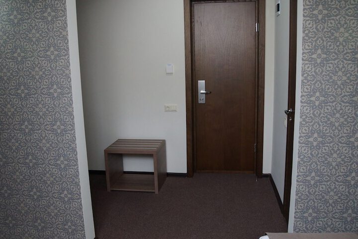 Room 31 of 50