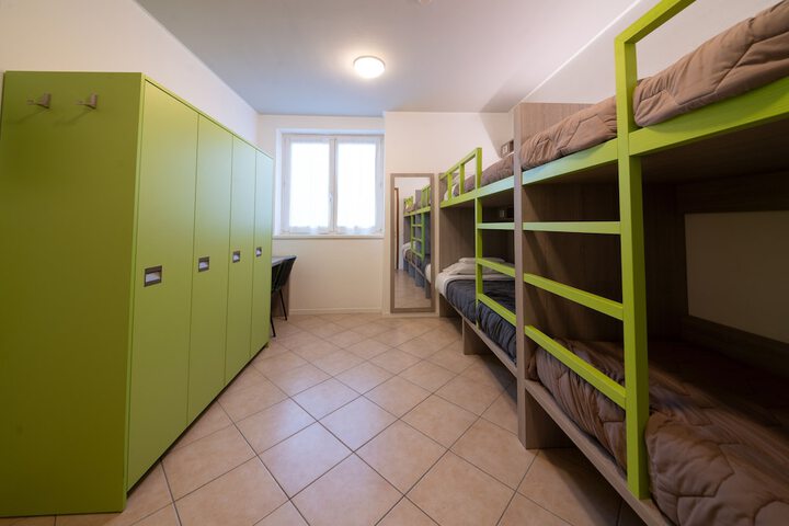 Room 11 of 46