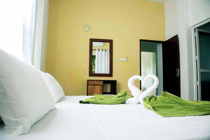 Room 7 of 20