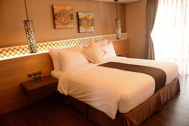 Room 17 of 65