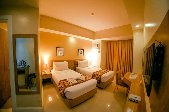 Room 16 of 31