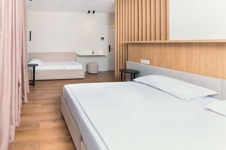 Room 40 of 84