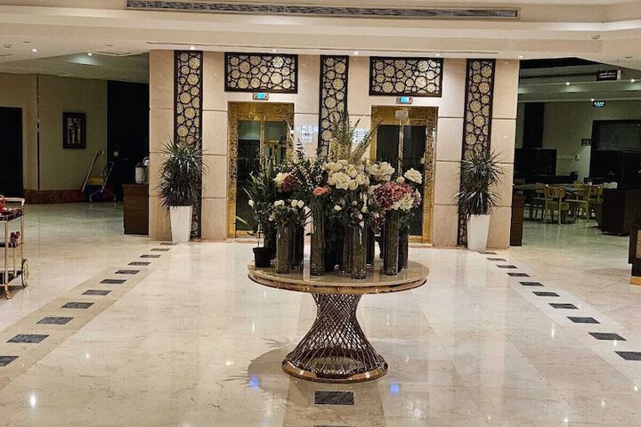 Hotel 3 of 71
