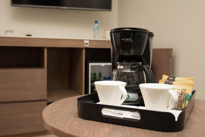 Breakfast/Coffee Service 36 of 91